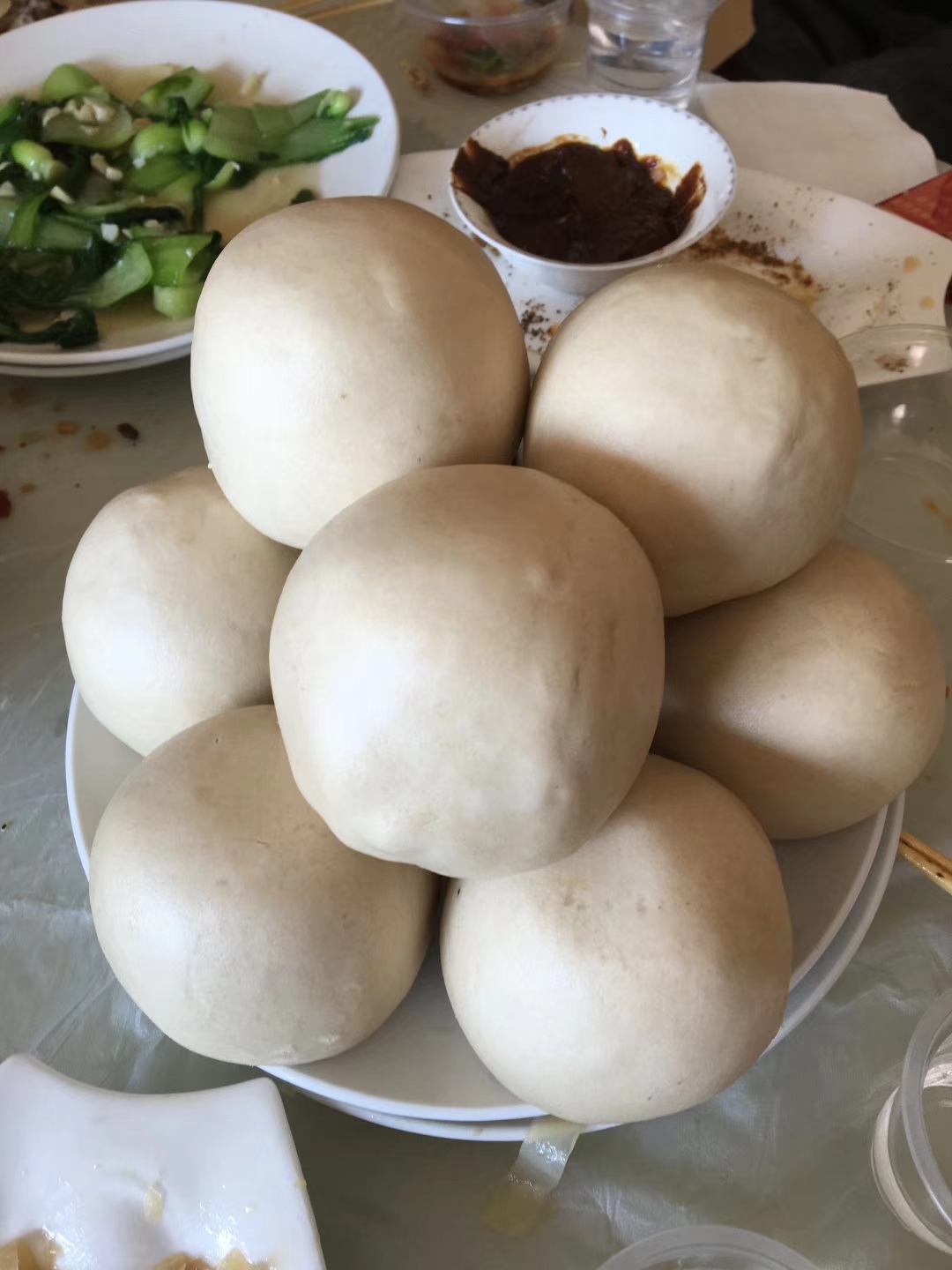 石磨面粉机磨出的面粉蒸出的馒头 石磨面粉机磨出的面粉蒸出的馒头